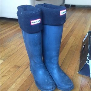 Navy Hunter brand rain boots